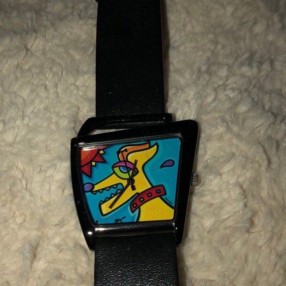 Sonya Paz Humane Society watch - Picture 2 of 3